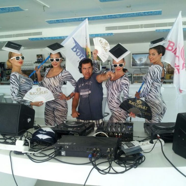 DISCOVERY SARDINIA RADIO RESIDENTS W/ MAX 909 LIVE AT LA POSTA SAN TEODORO